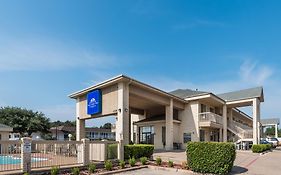 Americas Best Value Inn & Suites Fort Worth South